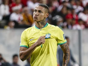 Jogador viraliza durante a Copa e registra mais repercussão que atletas convocados