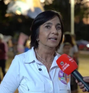 Isaura Lemos