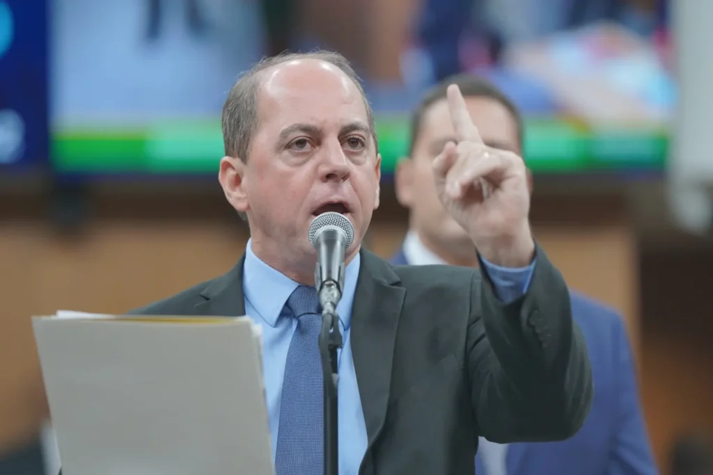 13 deputados goianos mais do que dobraram patrimônio