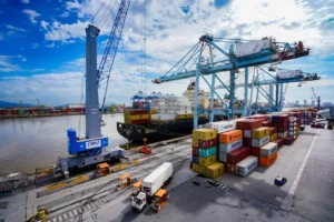 Setores produtivos goianos esperam avanço nas negociações comerciais entre Brasil e EUA