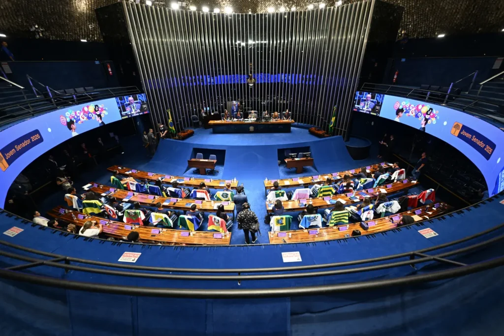 Candidatos goianos iniciam campanha com recursos próprios antes do Fundo Eleitoral