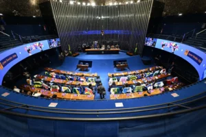Candidatos goianos iniciam campanha com recursos próprios antes do Fundo Eleitoral