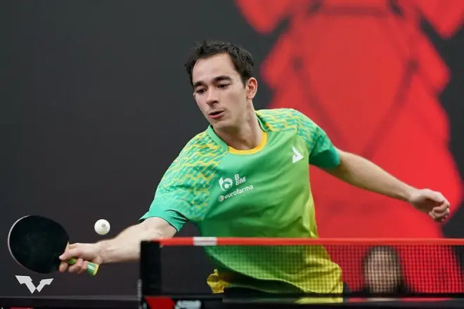 Hugo Calderano avança às oitavas do WTT Europe Smash na Suécia