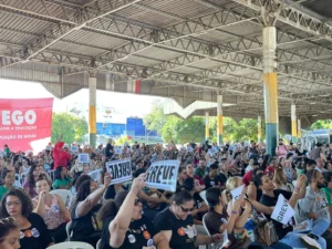 Servidores da Educação ameaçam nova paralisação em Goiânia