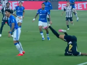 Atlético-MG leva Kaio Jorge ao STJD após lance com Ruan Tressoldi