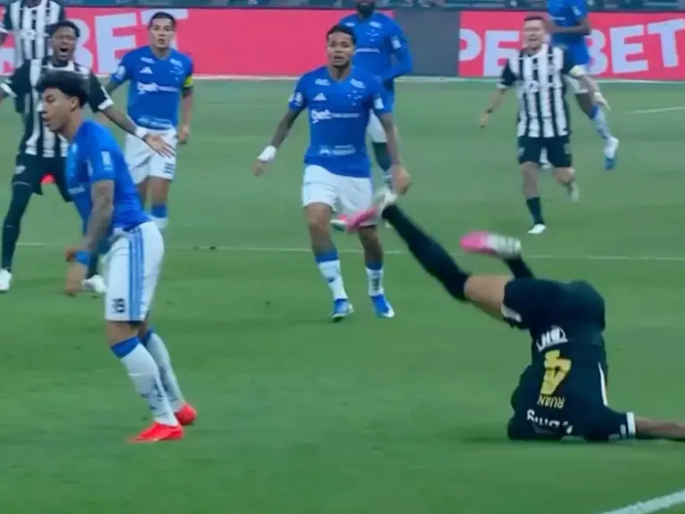 Atlético-MG leva Kaio Jorge ao STJD após lance com Ruan Tressoldi