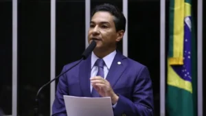 Republicanos rejeita vice de Flávio e adota neutralidade na disputa presidencial
