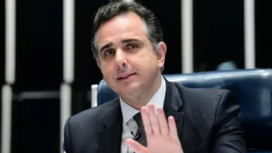Alcolumbre quer aprovar indicação de Pacheco ao TCU nesta semana