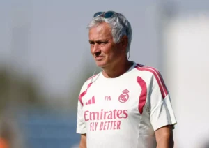 Mourinho quer elenco mais enxuto e pode promover saídas no Real Madrid
