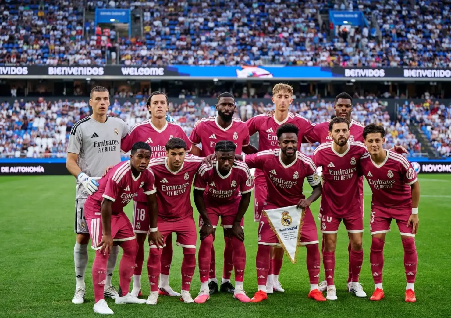 Endrick e Vini Jr. formam dupla de ataque titular pela primeira vez no Real Madrid