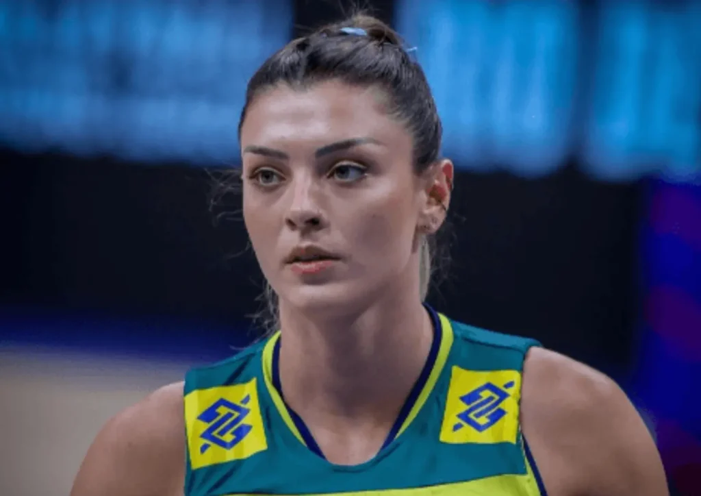 Rosamaria defende Tifanny e critica decisão da CBV