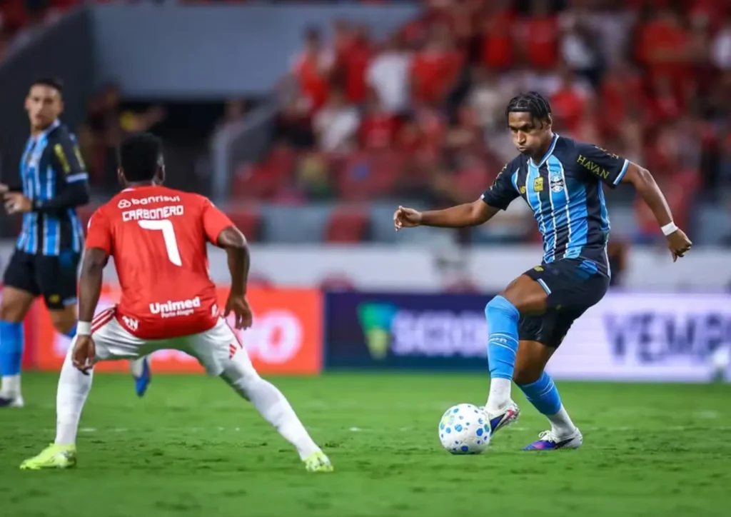 Grêmio abre venda de ingressos para sócios para Gre-Nal decisivo na Arena
