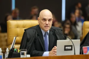 Moraes nega visita de filhos a Bolsonaro no Dia dos Pais