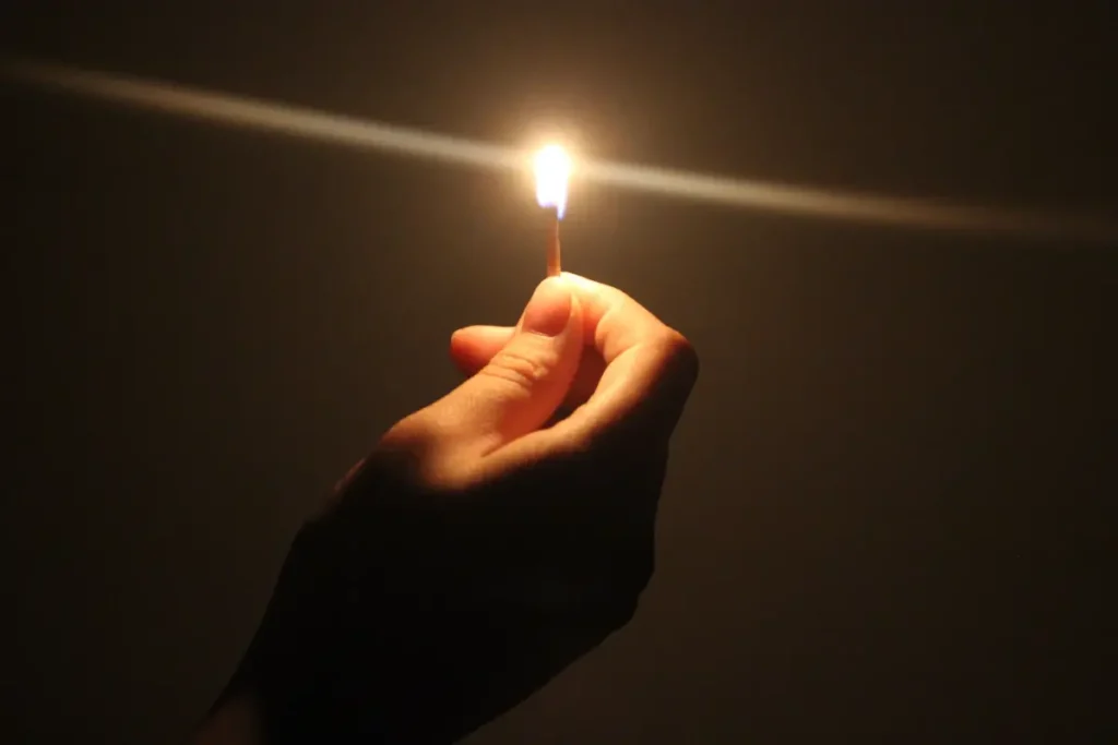 Apagão deixa Cuba às escuras e agrava crise energética