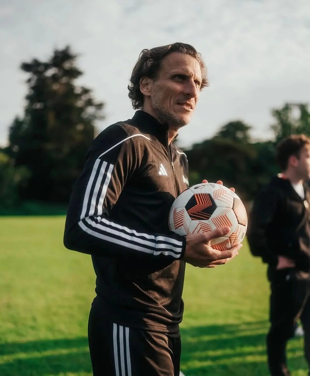 Diego Forlán assume comando da seleção do Uruguai