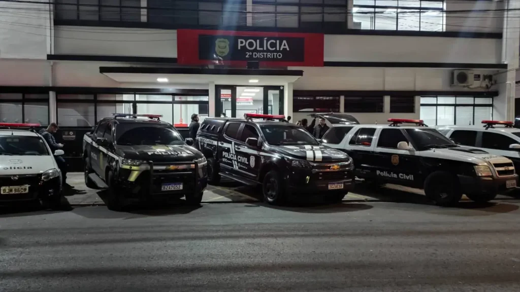 Polícia