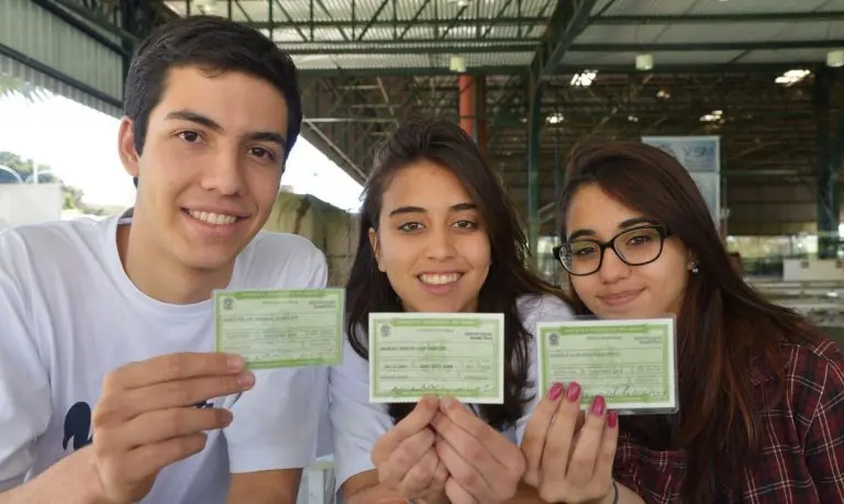 Quantidade de adolescentes aptos a votar em Goiás é menor que em 2024