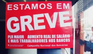 Bancários paralisam atividades em todo o país nesta quinta-feira (20)