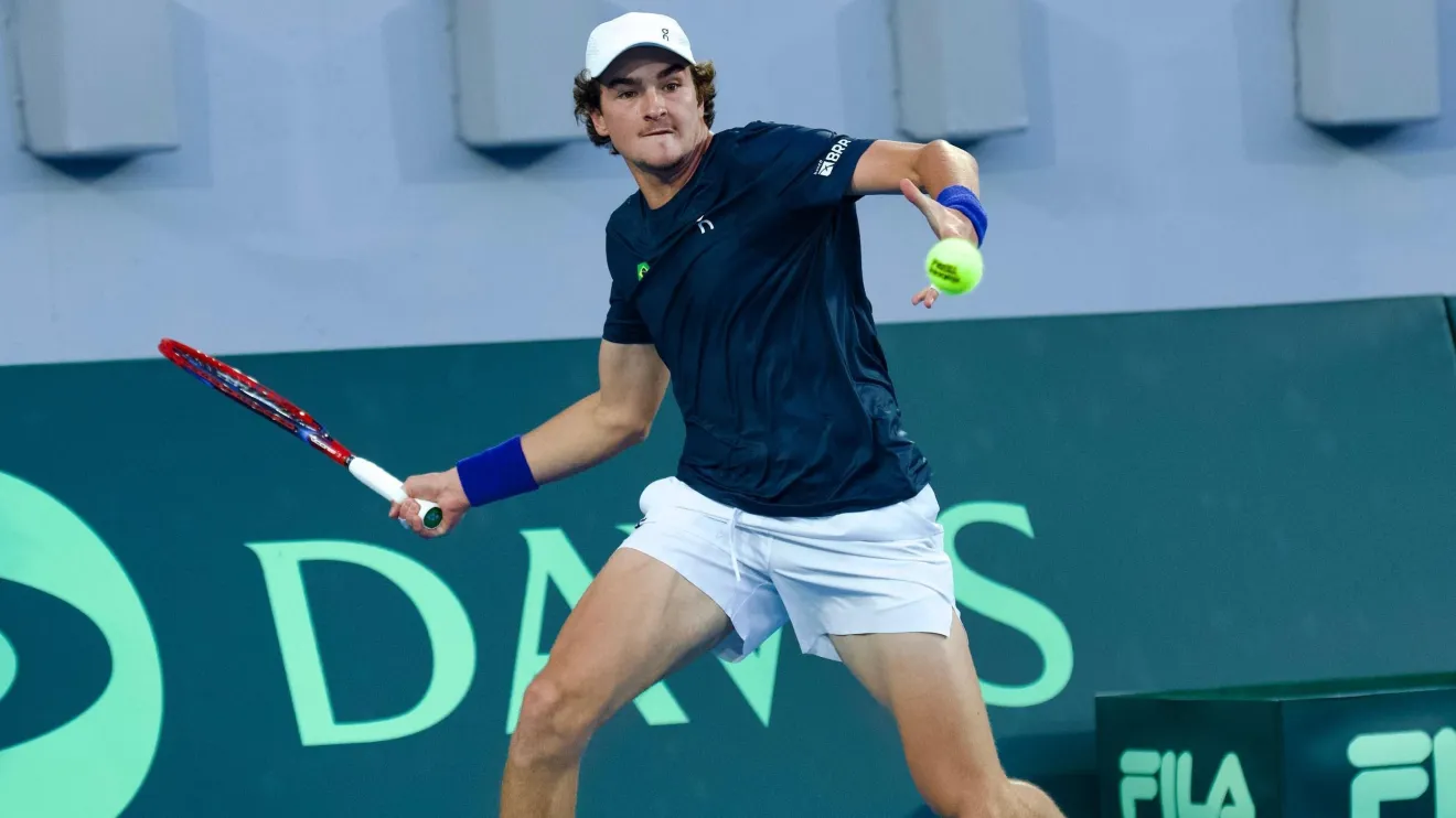 João Fonseca estreia diante de Tsitsipas em Montreal nesta quarta-feira; saiba horário e onde assisti