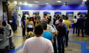 Bancários fazem paralisação nacional nesta quinta-feira (20)