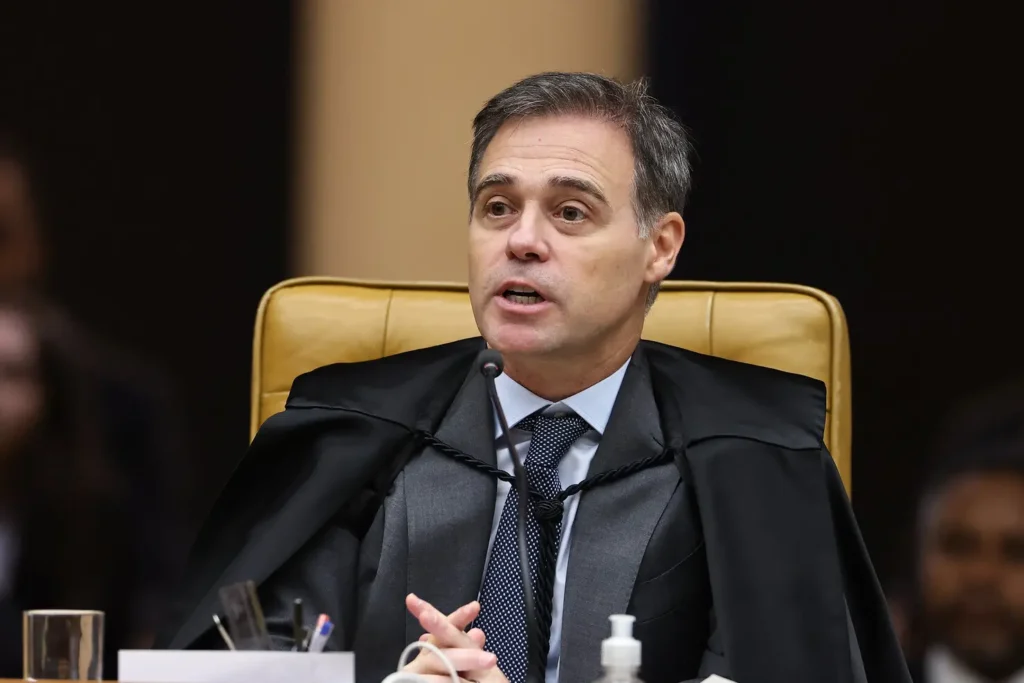 André Mendonça