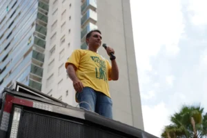 CNBB rebate Flávio Bolsonaro: “Mentira não se combate com mentira”