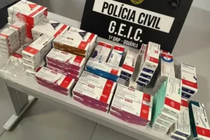 PCGO apreende anabolizantes e tarjas pretas em operação contra remédios falsos