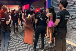 PCDF fecha casa de prostituição e apreende materiais em operação em Brasília