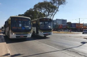 Rodoviários do DF aprovam greve para 28 de setembro após impasse nas negociações