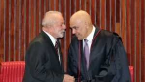 Lula diz que Moraes “prestou grandes serviços à democracia”