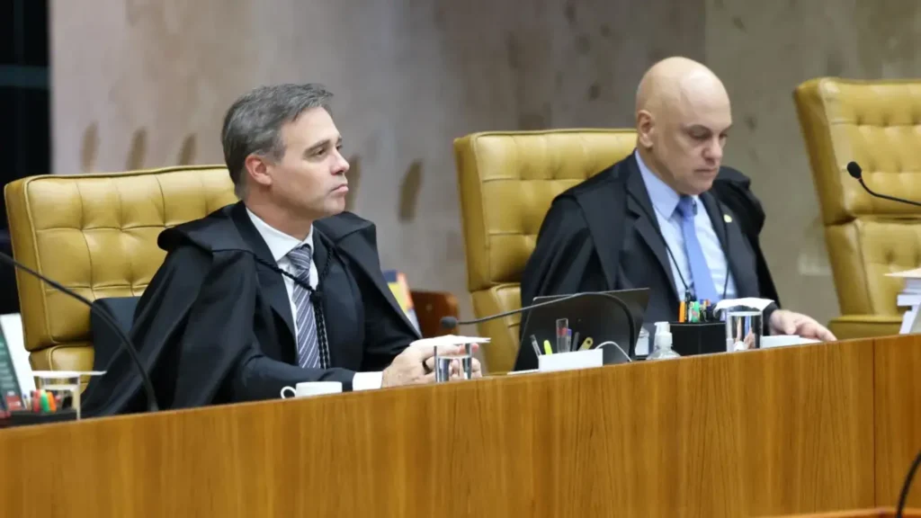 Prazo para Mendonça responder a acusações de Moraes termina nesta segunda (21)