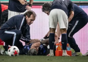 Arrascaeta passará por cirurgia após sofrer fratura em jogo da seleção uruguaia
