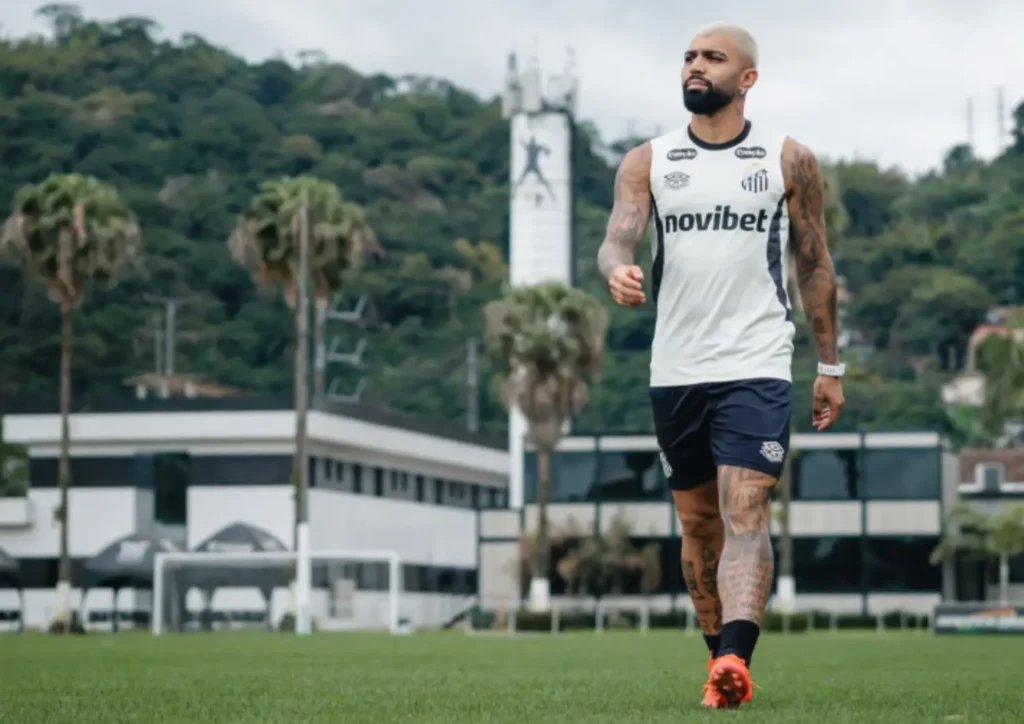 Santos divulga posicionamento de Gabigol após declarações do camisa 9