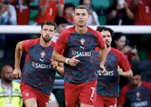 Cristiano Ronaldo deixa treino após Jorge Jesus confirmar Gonçalo Ramos como titular