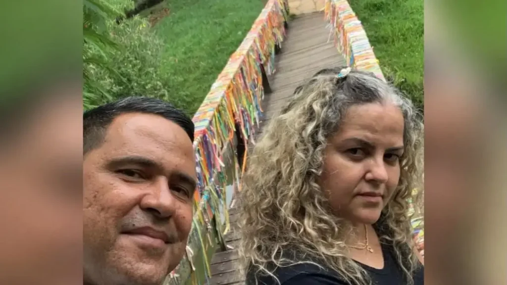 Família de casal morto por adolescente embriagado faz manifestação em Goiânia