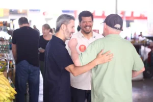Leandro Grass participa de sabatina, panfletagem e debate nesta terça no DF