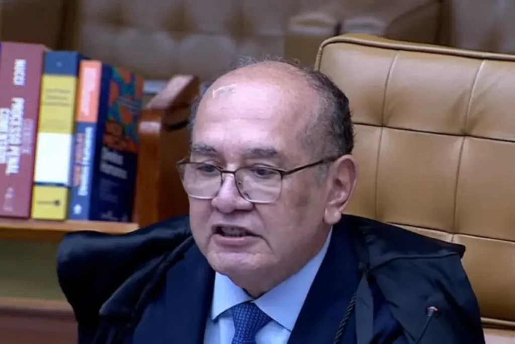 Gilmar Mendes acusa André Mendonça de tentar envolver STF nas eleições