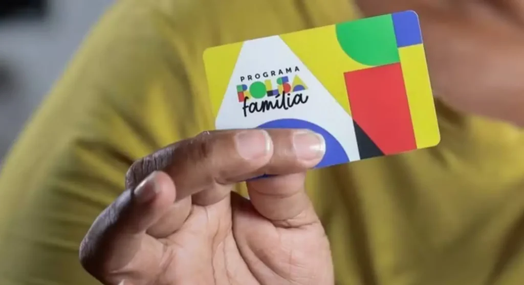 Investidores divergem sobre impacto do reajuste do Bolsa Família