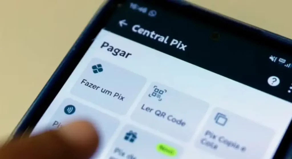 Banco Central amplia uso do Pix em contas-salário e muda regras de segurança