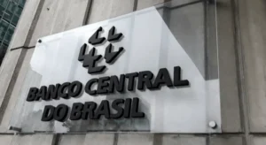 Banco Central reduz previsão de crescimento do Brasil em 2026 para 1,8%