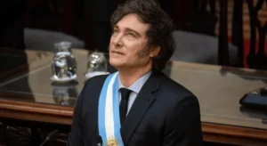 Pobreza atinge 32,3% na Argentina e volta a subir após dois anos