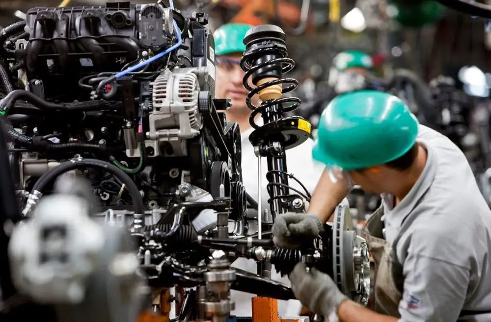 Produção industrial para de cair em julho (mas avança apenas 0,2%)