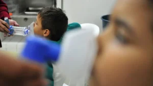 Casos de SRAG aumentam em Goiás e colocam crianças no centro da preocupação