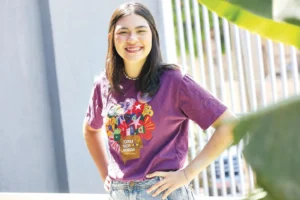 Candidata de Goiás viraliza ao prometer “farmar aura” na Câmara dos Deputados