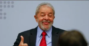 lula queimando a língua