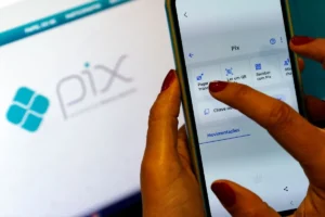 Novo golpe troca QR Code do Pix e já atinge 90 sites no Brasil