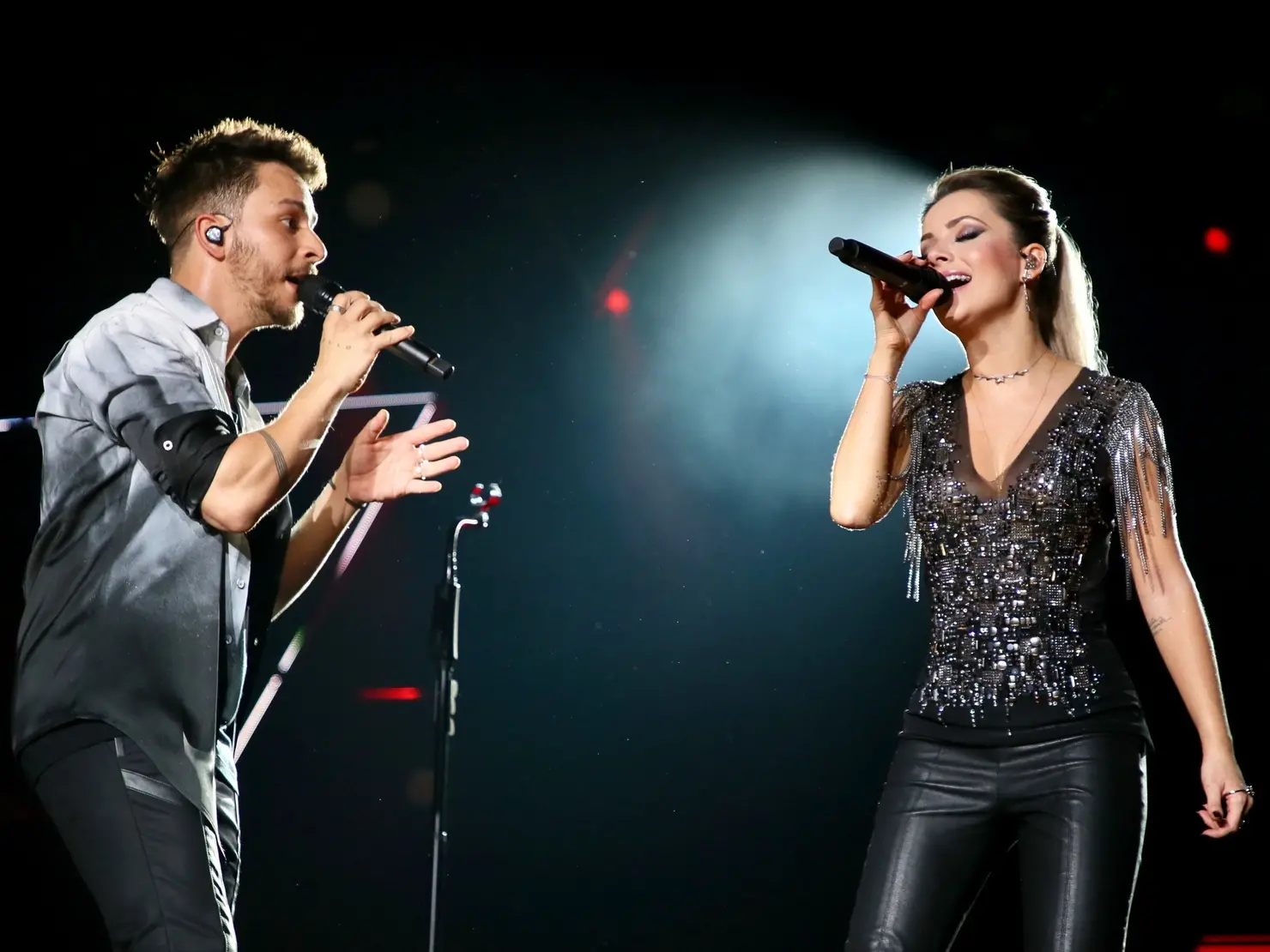 Sandy e Junior estariam preparando show especial em São Paulo