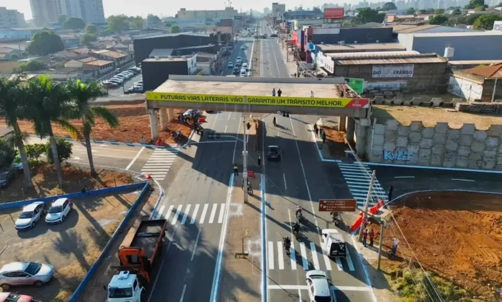 Segunda pista lateral do viaduto da Leste-Oeste é liberada neste sábado em Goiânia