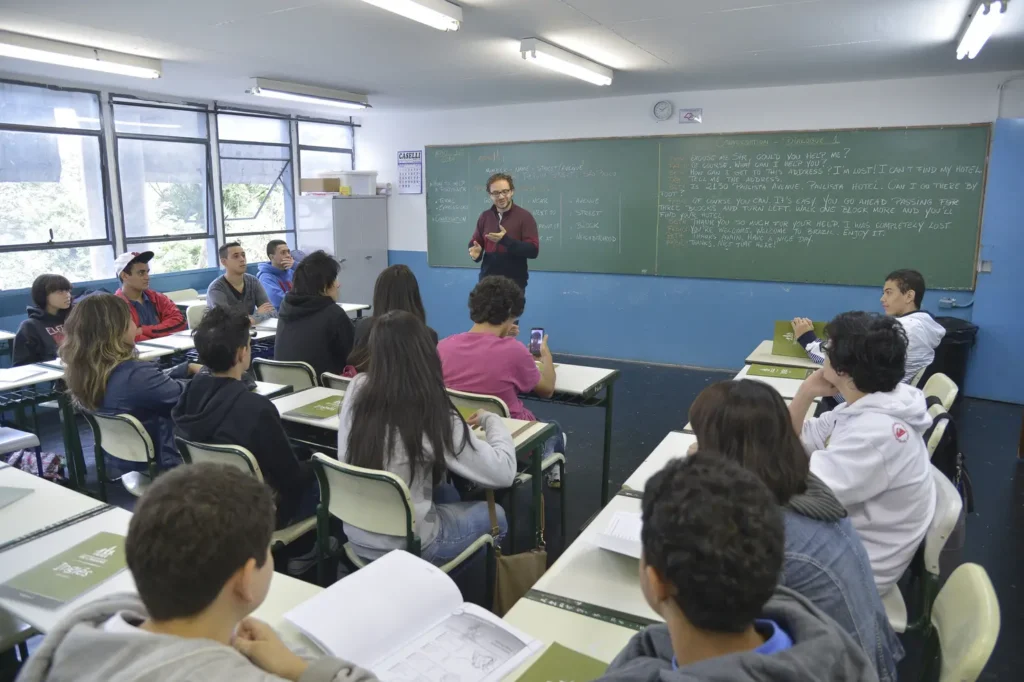 sala de aula educação professor 