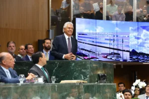 Caiado candidato em 2030 pode ser “banho de água fria” em interessados da base, diz especialista 